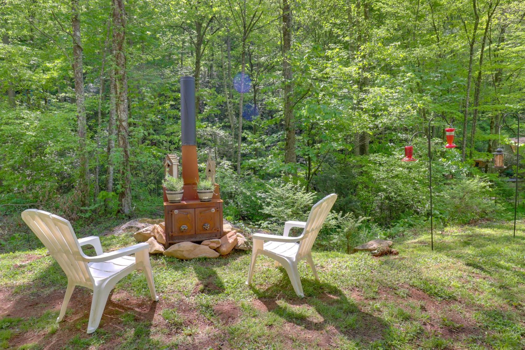 Cozy Whittier Home With Fire Pits Less Than 15 Mi To Hiking! Exterior photo